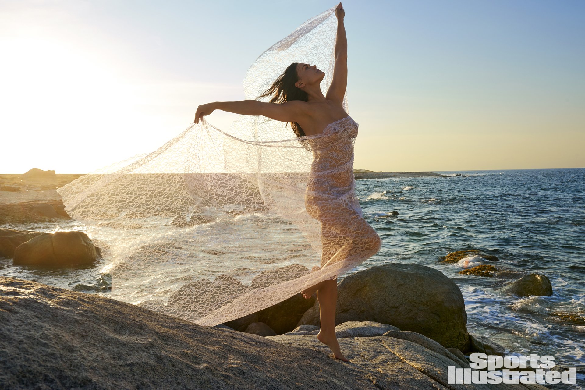 dung-hinh-ngam-nhin-nang-Myla-Dalbesio-nude-100%-day-thach-thuc (8)