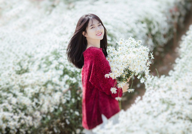 hot-girl-kieu-trinh-xinh-lung-linh-ben-sac-trang-cuc-hoa-mi (11)