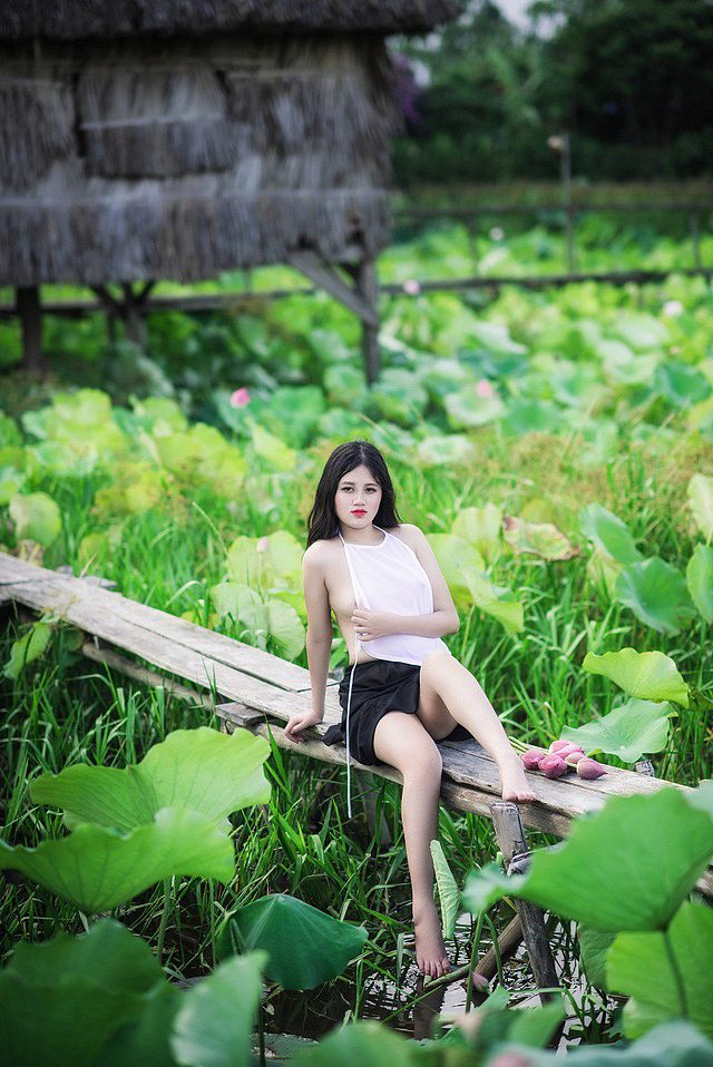 ngat-ngay-ve-dep-thieu-nu-mon-mon-cua-minh-chi (7)