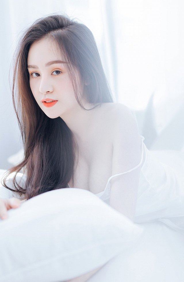 bong-mat-vi-bo-anh-day-khieu-khich-cua-hot-girl-huyen-anh (11)
