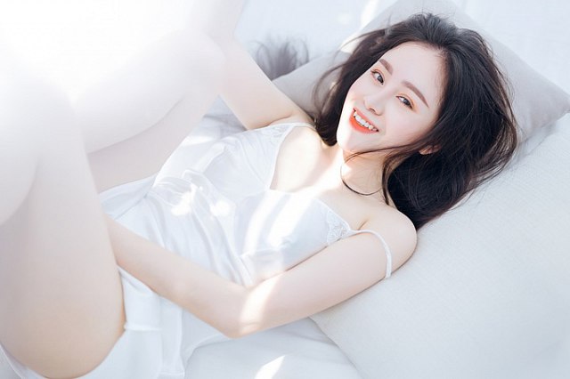 bong-mat-vi-bo-anh-day-khieu-khich-cua-hot-girl-huyen-anh (7)