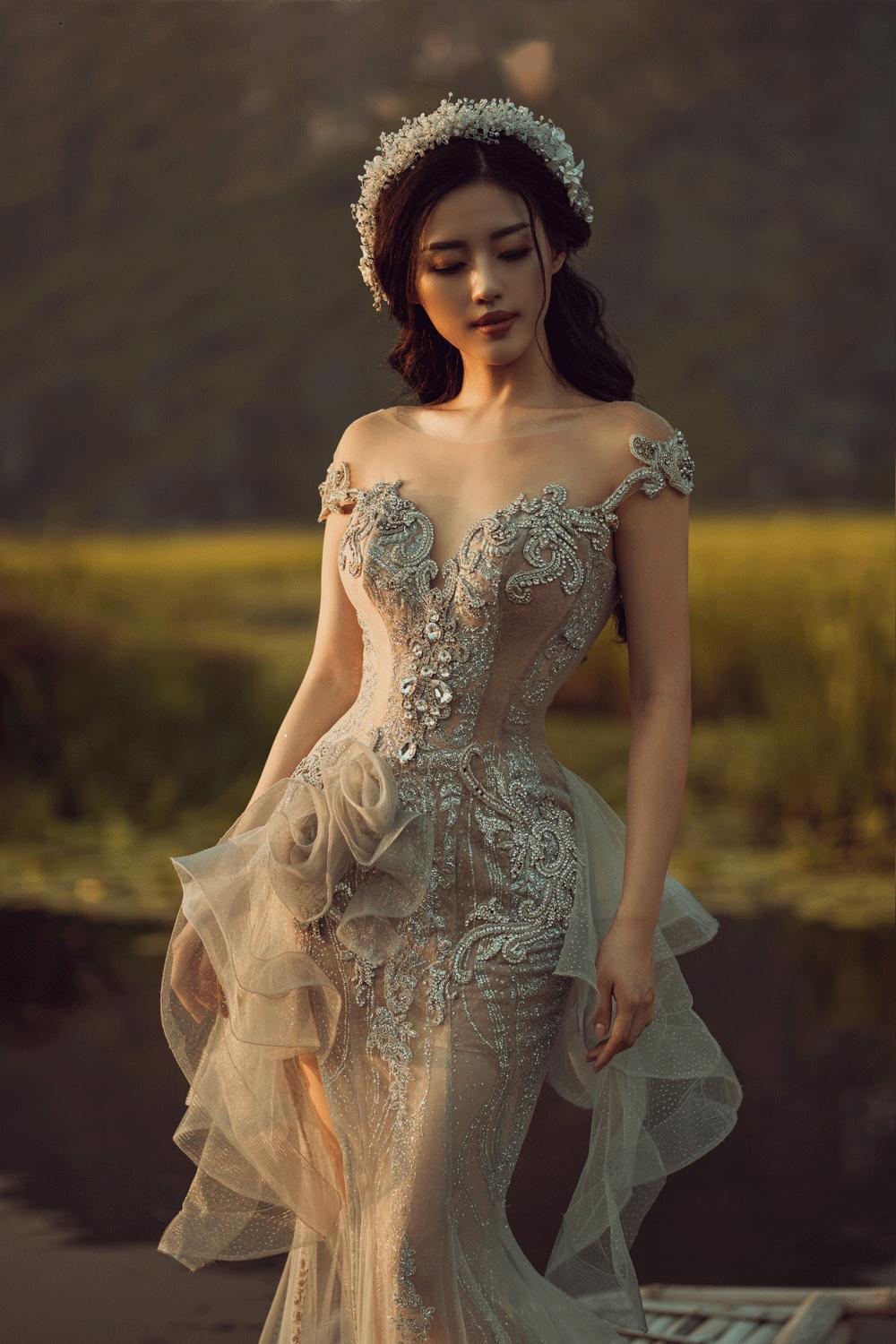 ngat-ngay-khanh-linh-the-face-dien-vay-cuoi (11)