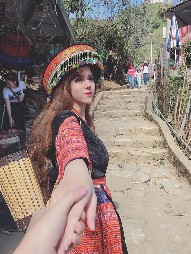 ngo-ngang-ve-dep-lai-cua-nang-hot-girl-my-linh (4)
